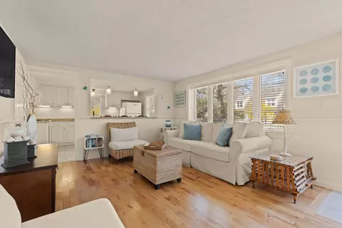 Living - 34 Cappawack Rd, Mashpee, MA 02649 photo 4 of 6