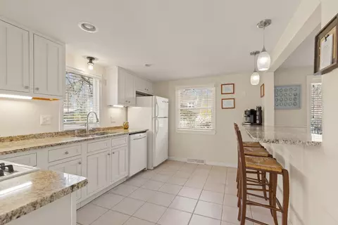 Kitchen - 34 Cappawack Rd, Mashpee, MA 02649 photo 1 of 4