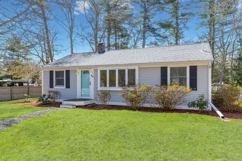 Exterior - 34 Cappawack Rd, Mashpee, MA 02649 photo 4 of 16