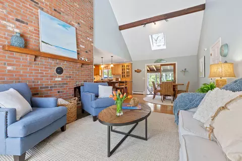 Living - 89 Screecham Way, Cotuit, MA 02635 photo 5 of 7