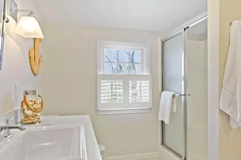 Bath - 89 Screecham Way, Cotuit, MA 02635 photo 4 of 6