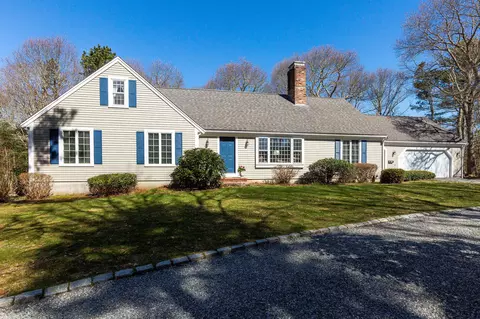 Exterior - 89 Screecham Way, Cotuit, MA 02635 photo 2 of 8