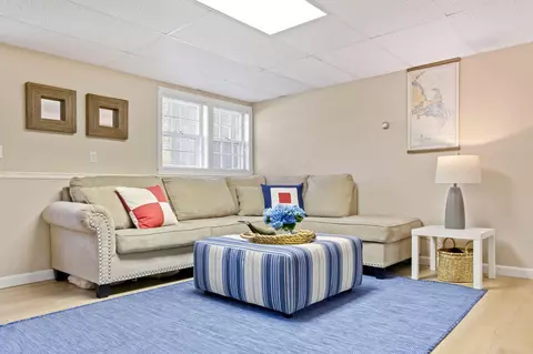 Living - 89 Screecham Way, Cotuit, MA 02635 photo 7 of 7