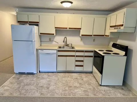 70 Cape Dr #1B, Mashpee, MA 02649 photo 8
