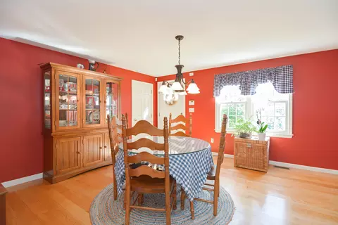 Dining - 836 Cotuit Rd, Mashpee, MA 02649 photo 1 of 3