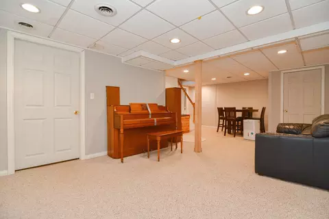 Dining - 836 Cotuit Rd, Mashpee, MA 02649 photo 3 of 3