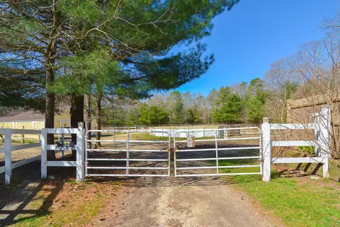 View/Area - 836 Cotuit Rd, Mashpee, MA 02649 photo 3 of 5