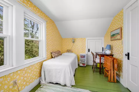 Bedroom - 32 Hooppole Rd, East Falmouth, MA 02536 photo 5 of 8