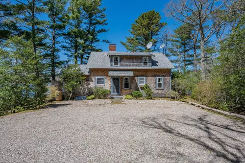 Exterior - 32 Hooppole Rd, East Falmouth, MA 02536 photo 10 of 13