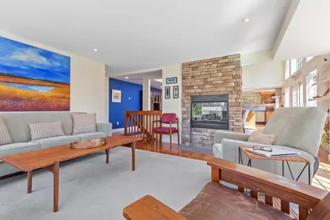 Living - 5 Bens Way, Eastham, MA 02642 photo 2 of 5