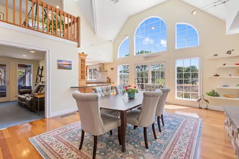 Dining - 5 Bens Way, Eastham, MA 02642 photo 1 of 4