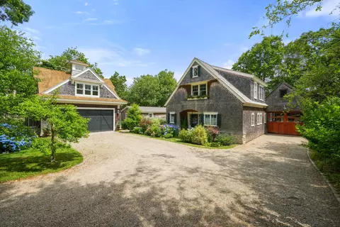112 Wading Place Rd, Mashpee, MA 02649 photo 3