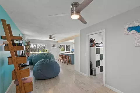Entry Way - 18 Howard St, Wareham, MA 02571 photo 2 of 2