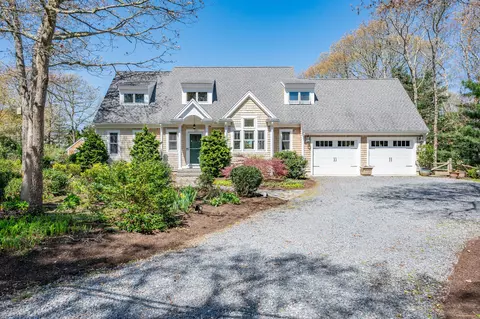 110 Clamshell Cove Rd, Cotuit, MA 02635 photo 1
