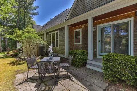 Exterior - 7 Bob White Cres, Mashpee, MA 02649 photo 6 of 11