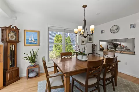 Dining - 7 Bob White Cres, Mashpee, MA 02649 photo 1 of 2