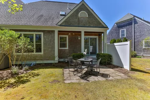 Exterior - 7 Bob White Cres, Mashpee, MA 02649 photo 8 of 11