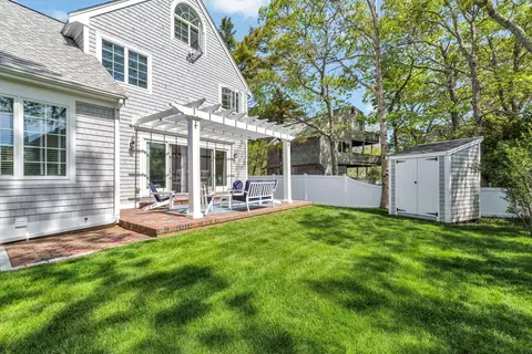Exterior - 8 Shore Dr, Mashpee, MA 02649 photo 5 of 8