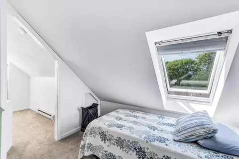 Bedroom - 8 Shore Dr, Mashpee, MA 02649 photo 9 of 13