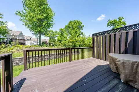 Exterior - 45 Grey Hawk Dr, Mashpee, MA 02649 photo 2 of 3