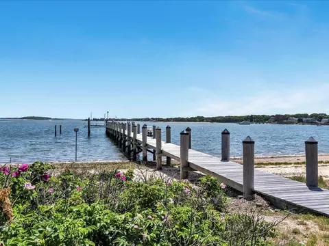 View/Area - 31 Pine Tree Dr, Onset, MA 02558 photo 2 of 6