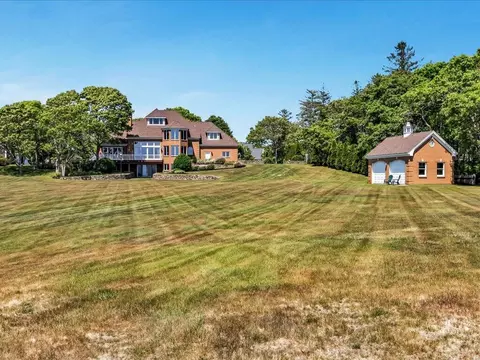 Exterior - 31 Pine Tree Dr, Onset, MA 02558 photo 7 of 8
