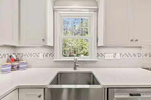 33 Eventide Ln, Hyannis, MA 02601 photo 14