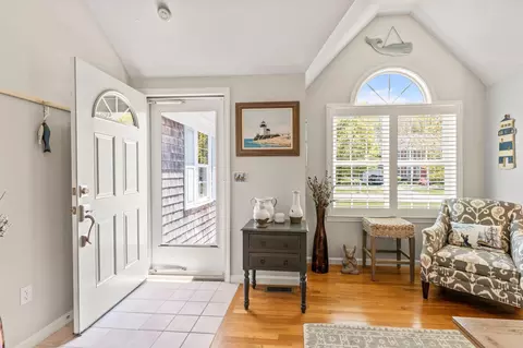 33 Eventide Ln, Hyannis, MA 02601 photo 5