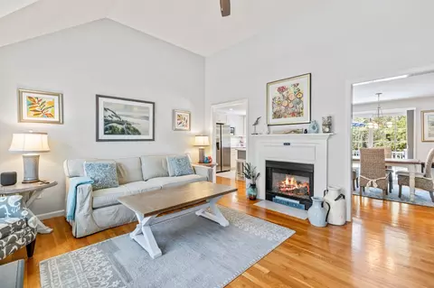 33 Eventide Ln, Hyannis, MA 02601 photo 6