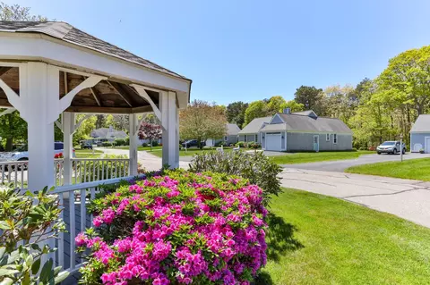 33 Eventide Ln, Hyannis, MA 02601 photo 33
