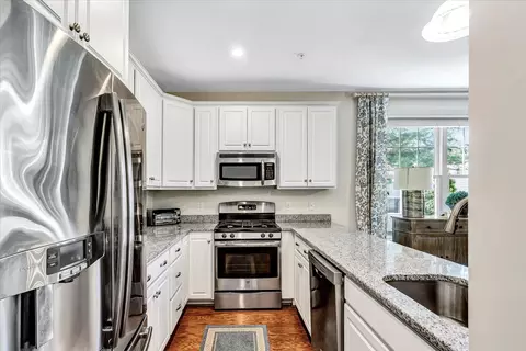 25 Grey Hawk Dr, Mashpee, MA 02649 photo 11