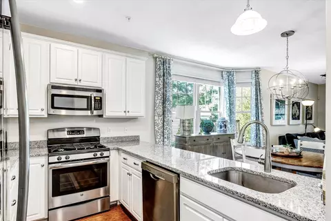25 Grey Hawk Dr, Mashpee, MA 02649 photo 12