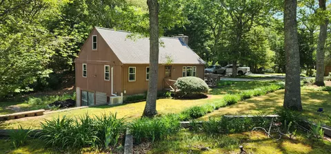 Exterior - 5 Autumn Dr, Mashpee, MA 02649 photo 1 of 7
