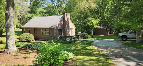 Exterior - 5 Autumn Dr, Mashpee, MA 02649 photo 2 of 7