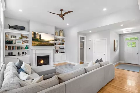 1 Snead Dr, Mashpee, MA 02649 photo 10