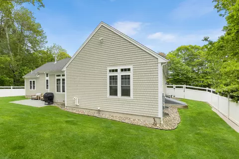 1 Snead Dr, Mashpee, MA 02649 photo 36