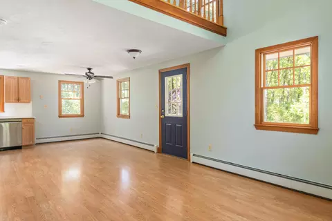 305 Monomoscoy Rd, Mashpee, MA 02649 photo 9