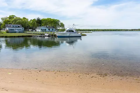 305 Monomoscoy Rd, Mashpee, MA 02649 photo 36