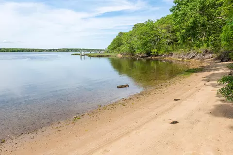 305 Monomoscoy Rd, Mashpee, MA 02649 photo 37