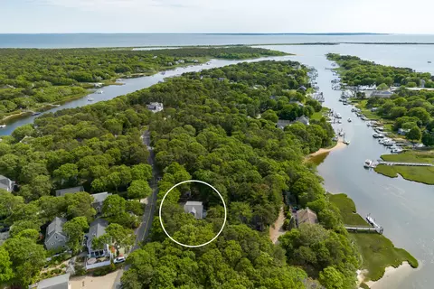 305 Monomoscoy Rd, Mashpee, MA 02649 photo 44