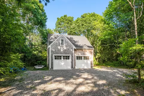 391 Main St, Cotuit, MA 02635 photo 13