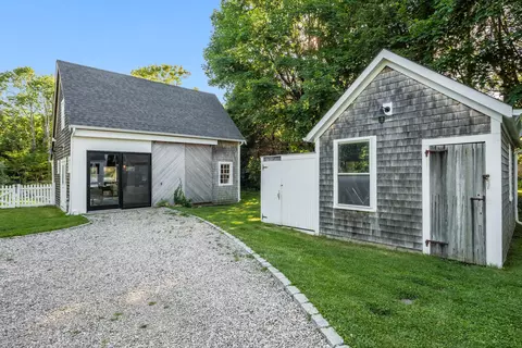 391 Main St, Cotuit, MA 02635 photo 12