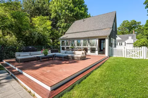 391 Main St, Cotuit, MA 02635 photo 11