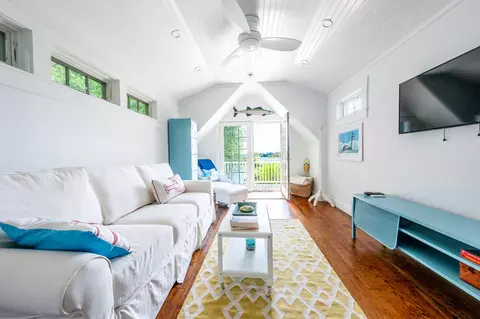 Living - 545 S Main St, Centerville, MA 02632 photo 10 of 10