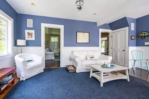 Living - 545 S Main St, Centerville, MA 02632 photo 6 of 10
