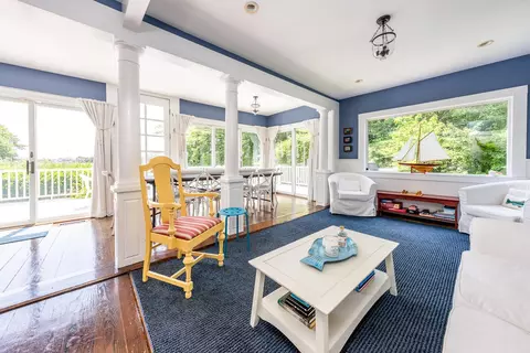 Living - 545 S Main St, Centerville, MA 02632 photo 5 of 10
