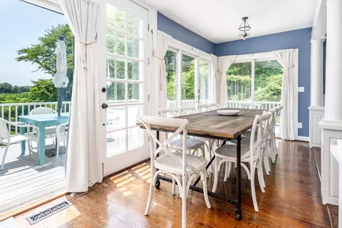 Dining - 545 S Main St, Centerville, MA 02632 photo 3 of 3