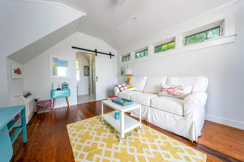 Living - 545 S Main St, Centerville, MA 02632 photo 8 of 10