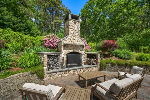 Exterior - 20 Gelding Cir, Barnstable, MA 02630 photo 2 of 10