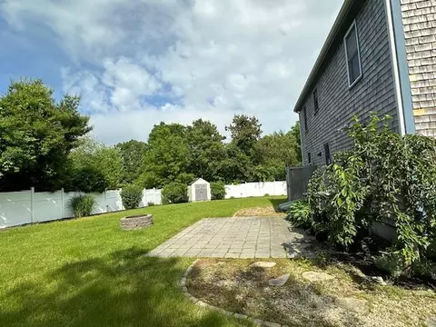 709 Old Barnstable Rd, Mashpee, MA 02649 photo 4